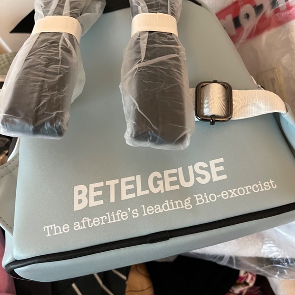 Betelgeuse loungefly backpack - Picture 2 of 2